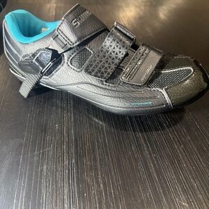 Shimano Black and Blue Womans size 7.2 Cycling Sneakers